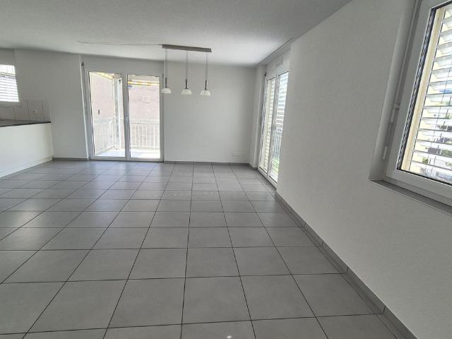 Ankommen, aufatmen, Weitblick geniessen moderne 3.5 Zimmer Wohnung
