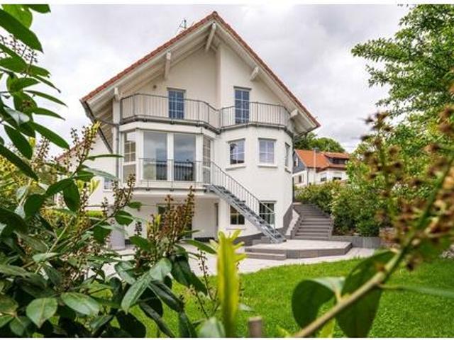 Ankommen, durchatmen und den Taunus genießen – stilvolles Wohnen mit privatem Wellnessbereich