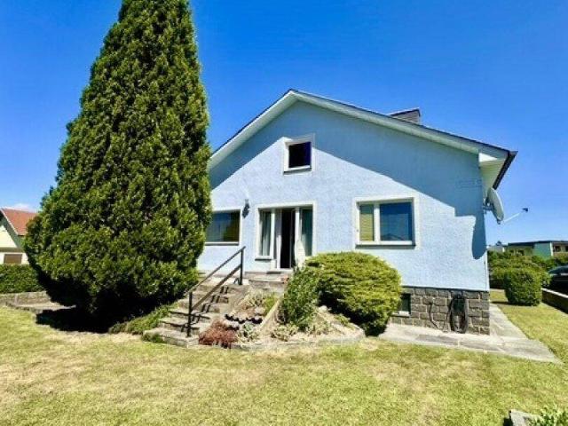 „Ankommen. Durchatmen. Zuhause sein. – Charmantes Einfamilienhaus mit Garten in Gmünd“