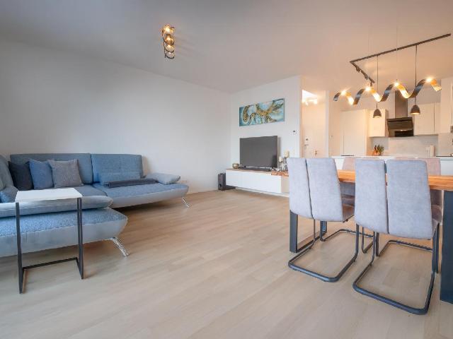 Ankommen. Durchatmen. Zuhause sein. Ihr Penthouse mit Weitblick in Löchgau
