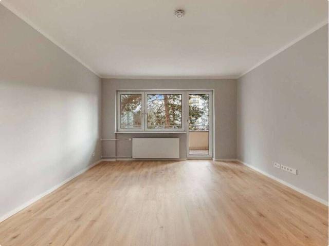 Ankommen & Genießen: Schicke 2 Zimmer Wohnung mit Balkon