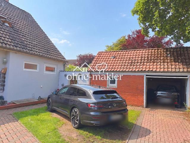 Ankommen in Berne: freistehendes Haus mit Garten, Pool und Raum zum Wachsen mit Garten