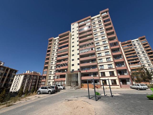 Şanlıbaba Emlak'tan 5.etap Toki Bloklarında Kiralık 3+1 Daire