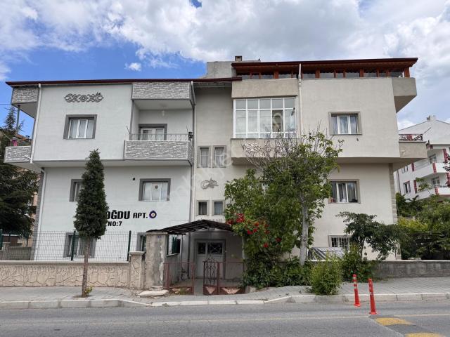 Şanlıbaba Emlak'tan 2000 Evler Mahallesinde Kiralık 2+1 Darie