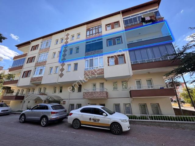 Şanlıbaba Emlak'tan Güzelyurt Mah Kiralık 3+1 Ara Kat Daire