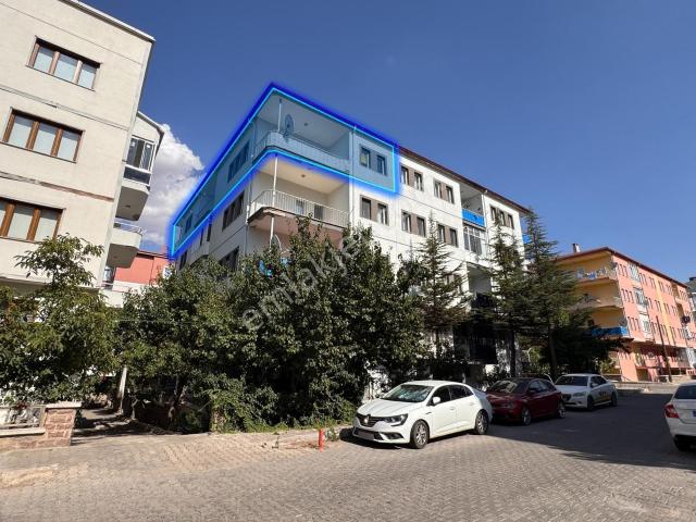 Şanlıbaba Emlak'tan Güzelyurt Mahallesi Kiralık 3+1 Geniş Daire