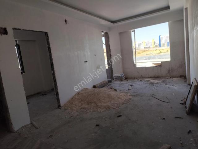 Şanlıurfa Veysel Karani Mahallesinde 1+1 Sıfır Daire