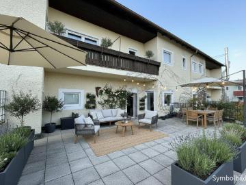 Anlageimmobilie: 3 Wohneinheiten, Restaurant, Geschäftsfläche