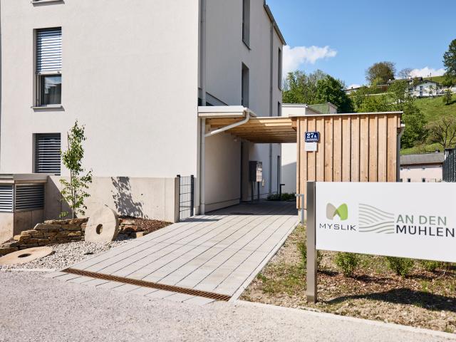ANLEGEN mit Aussicht – Top vermietete 2 Zi. Dachgeschosswohnung
