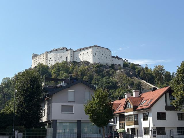 Anleger aufgepasst! 4 Zimmer Wohnung mit Balkon und WG Potenzial in Nonntal