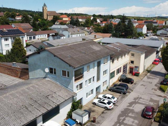ANLEGER aufgepasst Mehrparteienhaus in optimaler Lage / Bauland / 5 min. von Korneuburg