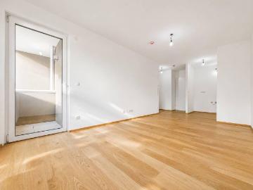 ANLEGER & EIGENNUTZER: Bezugsfertiger Neubau Erstbezug mit Loggia
