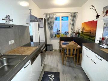 Anleger Kompakte Wohnung mit Lift und Loggia in zentraler Stadtlage