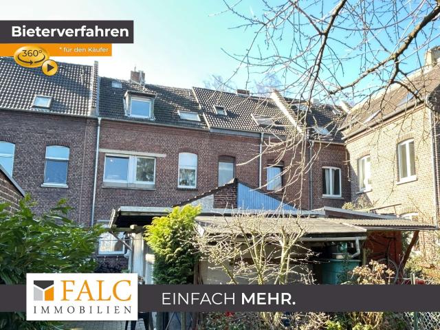 Anpacken und in die Hände spucken: Zweifamilienhaus in Bockum!