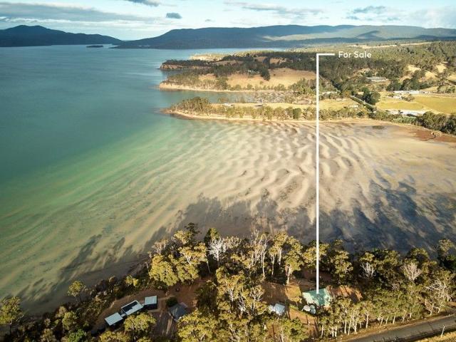 Anstee Waterfront Home With Panoramic Vistas of Impression Bay