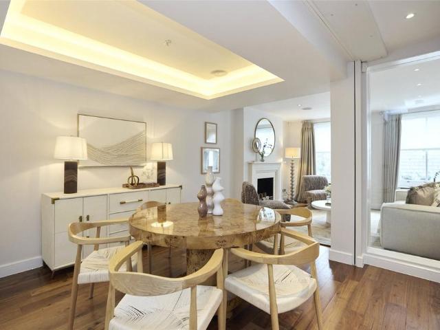 Ansdell Terrace, London, W8 4 bed flat to rent £17,250 pcm £3,981 pw