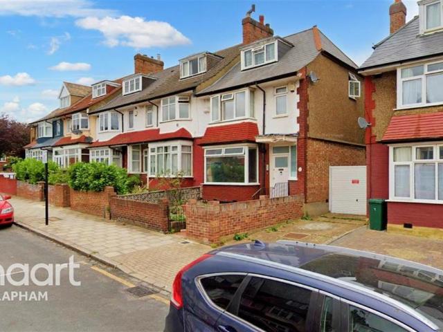 Ansell Road, SW17 4 bed flat to rent £4,750 pcm £1,096 pw