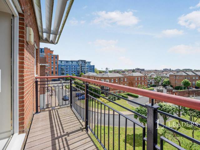 Anson Court, The Canalside, Gunwharf. 2 bed flat to rent £1,700 pcm £392 pw