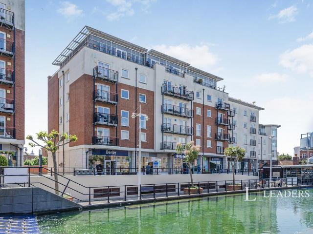 Anson Court, The Canalside, Gunwharf. 2 bed flat to rent £1,800 pcm £415 pw