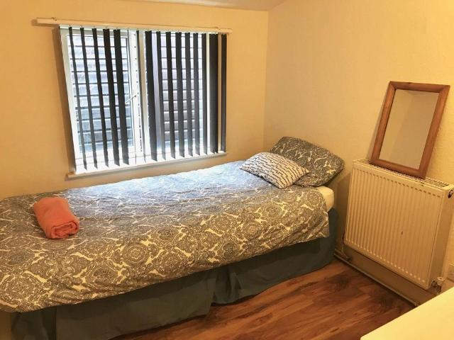 Anson Road Flat share to rent £870 pcm £201 pw