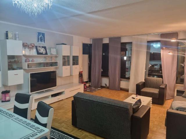 Ansprechende 3,5 Zimmer Wohnung mit Balkon und Einbauküche in Dülmen
