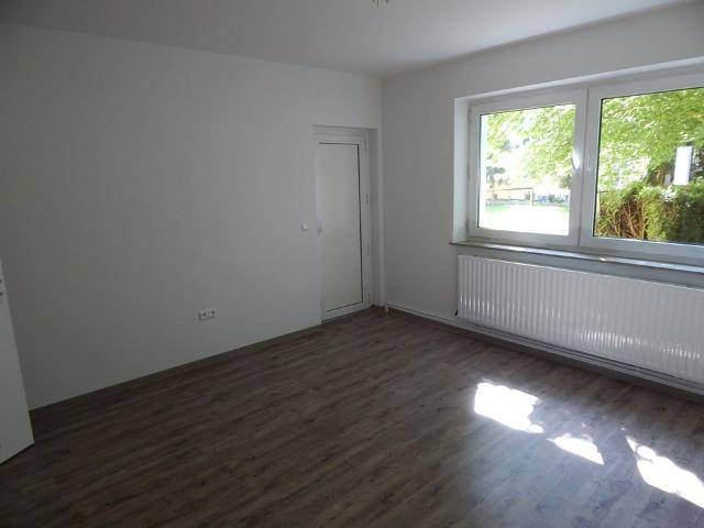 Ansprechende 3 Zimmer Wohnung in grüner Umgebung