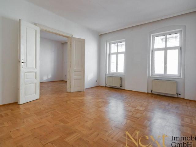 Ansprechende 3 Zimmer Wohnung mit Altbaucharme und idealer Verkehrsanbindung zu vermieten!