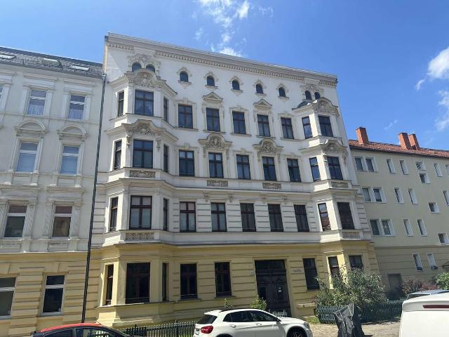 ansprechende 3 Raum Maisonetten Wohnung mit Balkon in Stadtfeld