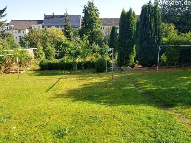 Ansprechende 2 Raum Wohnung mit Balkon in einem sanierten Gründerzeithaus, zentrumsnah in Chemnitz