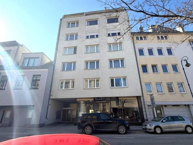Ansprechende Eigentumswohnung in guter Lage ideal zur individuellen Gestaltung Modernisierungsbedarf