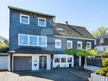 Ansprechendes Ein /Zweifamilienhaus in bevorzugter Stadtrandlage von Wermelskirchen