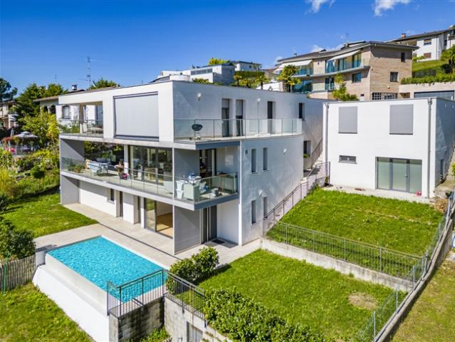 Raffiniertes Penthouse mit Dependance und Panoramaterrassen in exklusiver Lage