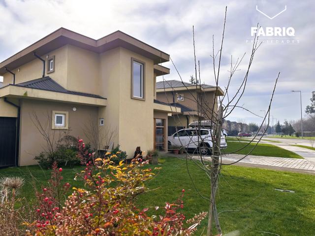 ANTUMALAL, INPECABLE CASA EN ARRIENDO DE 3D+3B