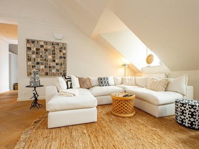 ANTWERP SOUTH – furnished near the former Palace of Justice