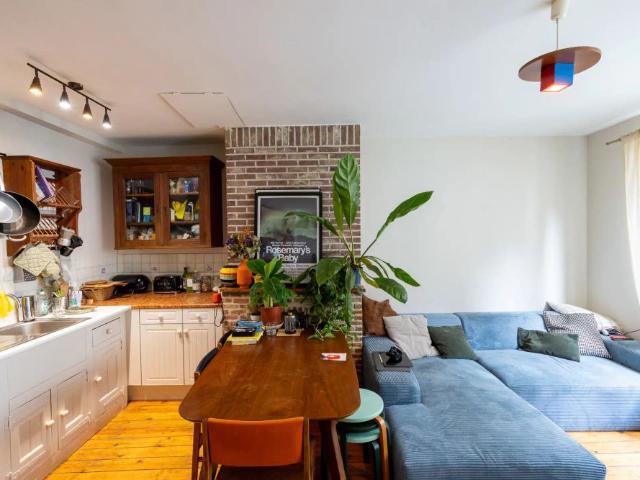ANTWERPEN CENTRUM – Charmante stadswoning