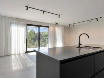ANTWERPEN Top afgewerkt en ruim appartement
