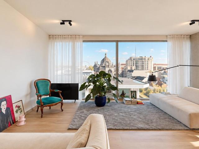 ANTWERPEN Zuid Oost gericht hoek appartement