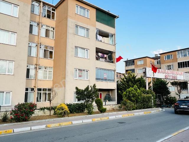 Çanta Bahadırhan Sitesinde Kiralık 3+1 Önü Açık Ferah Daire