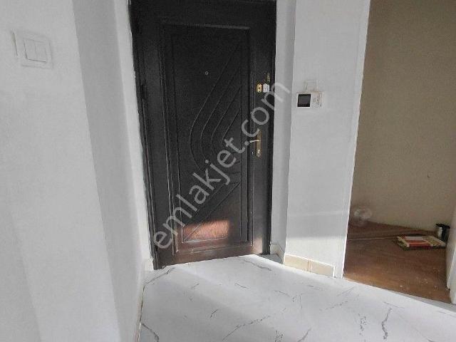 Antalya. Muratpaşa. Meltemde Site İçinde, Denize Yakın, 135m2, 3+1, Boş Kiralık Daire