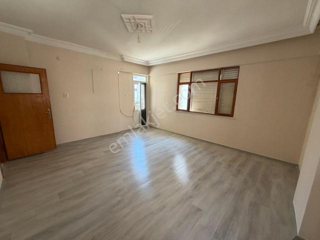 Antalya Muratpaşa Soğuksu Mah Kiralık 3+1 2. Kat Arakat Daire