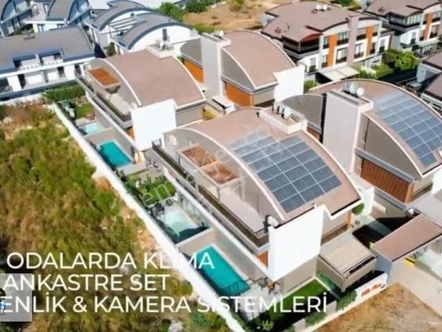 Antalya Molla Yusufta Lüks 6+1 Satılık Villa