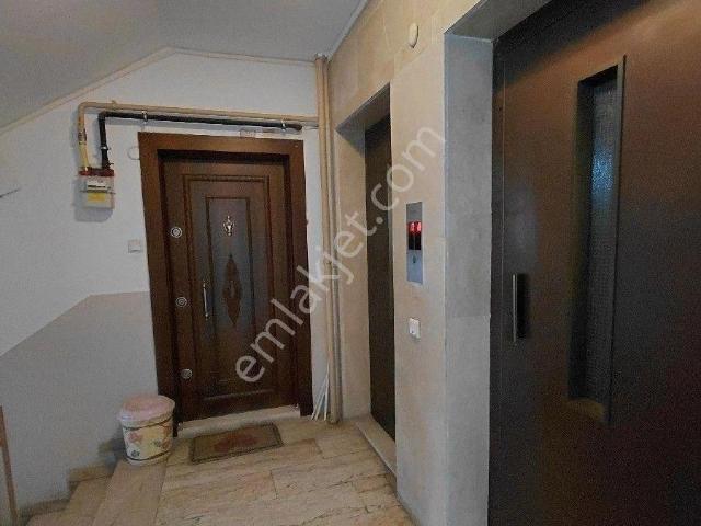 Antalya Mrltemde Denize Yakın Site İçinde, D. Gazlı, 140m2, 3+1, Kiralık Daire