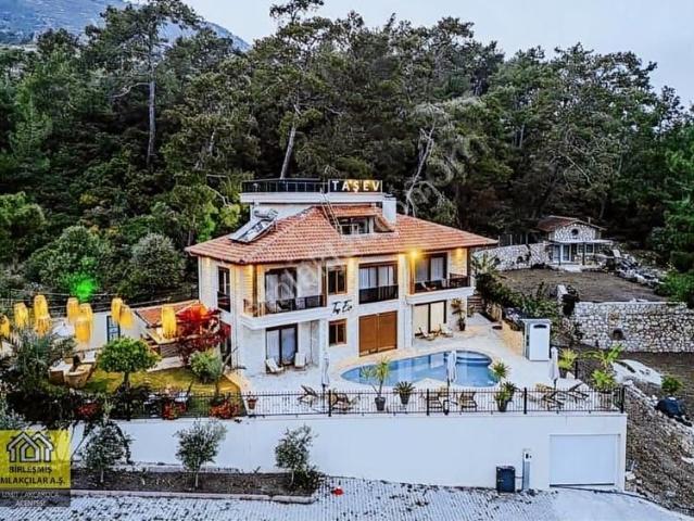 Antalya /adrasan'da Turizme Uygun Satılık Lüks Villa/ Butik Otel