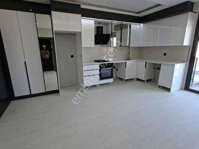 Antalya Aksu Altıntaş Mahallesin’de 1+1 52m² Kiralık Daire