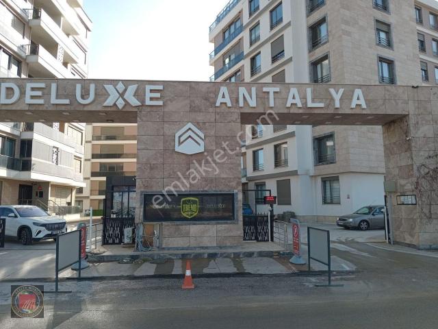 Antalya Delux'de Full Site Kiralık 2+1 Bahçeli Lüks Loft Daire