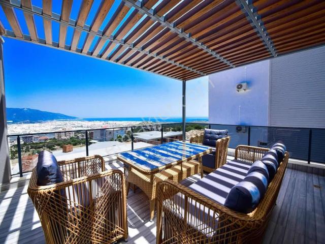 Antalya Demre'de Deniz Manzaralı Lüks Villa 102