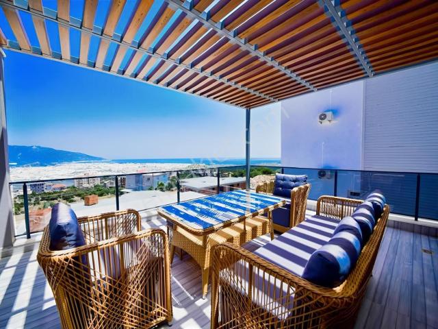 Antalya Demre'de Deniz Manzaralı Lüks Villa 102
