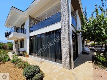 Antalya Döşemealtı Yeşilbayır'da Net 580 M2 4+2 Müstakil Villa