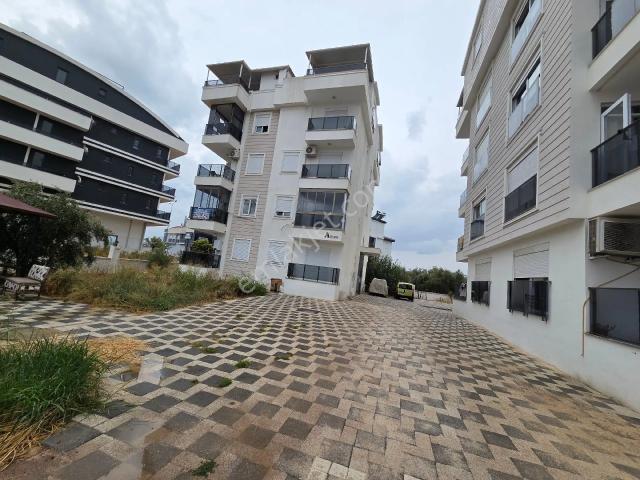 Antalya Döşemealtı Mahallesinde Doğalgaz Kombili Kiralık 2+1 Daire