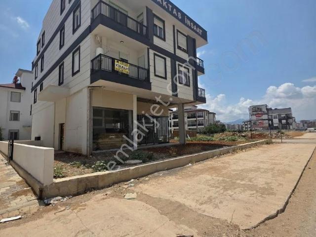 Antalya Döşemealtı Çıplaklı Mahallesinde Kiralık Ferah 1+1